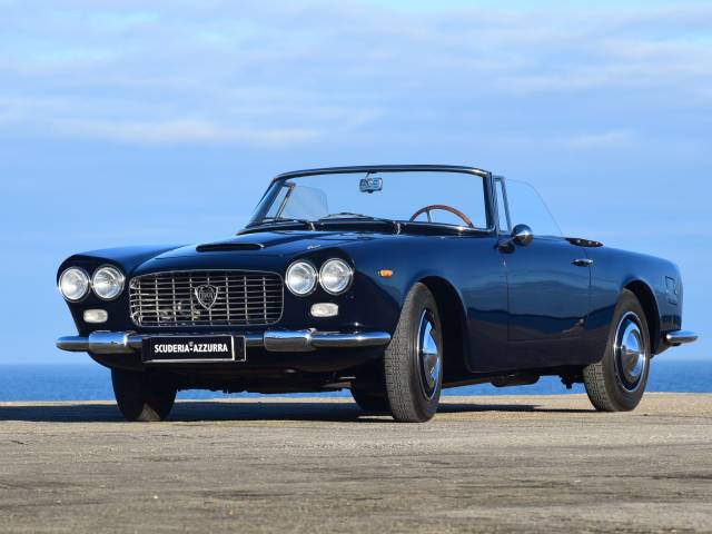 Lancia Flaminia GT 3C 2.5 Convertible - Lancia Flaminia Convertible 2.5L 3 C completely restored
