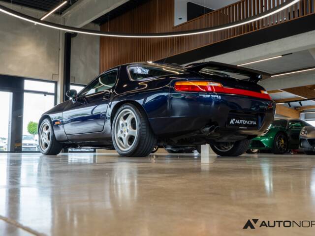 Porsche 928 GTS