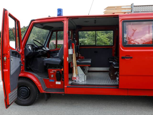 Mercedes-Benz T1 310