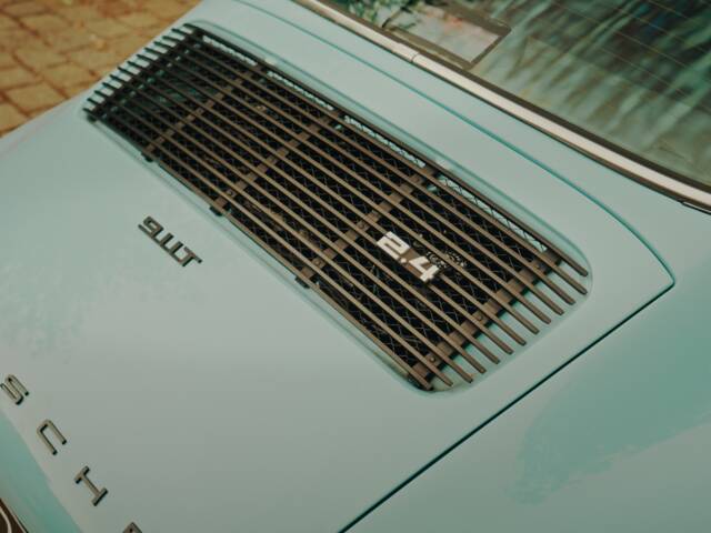 Porsche 911 2.4 T