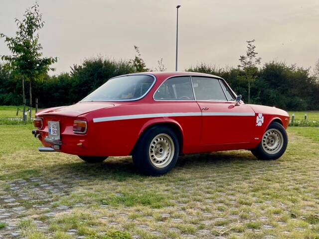 Alfa Romeo Giulia GTA 1300 Junior