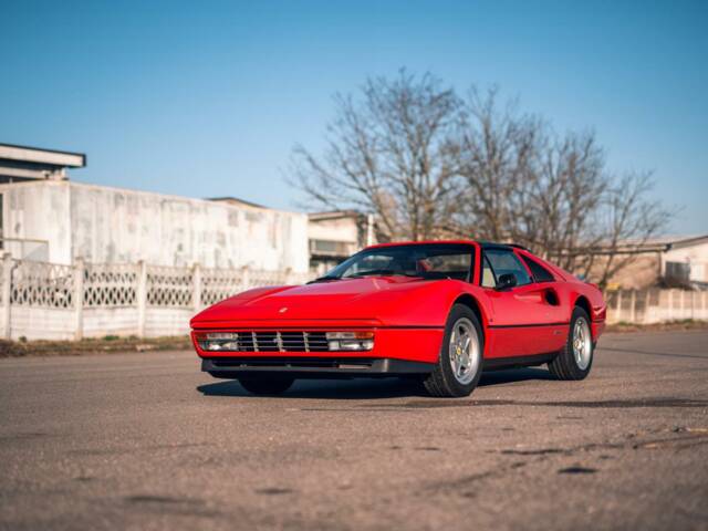 Immagine 1/100 di Ferrari 328 GTS (1986)