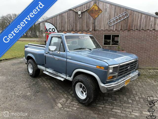 Ford F-150 XL