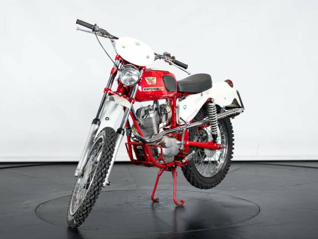 Moto Morini Corsaro 125