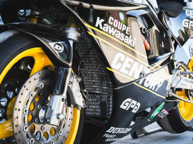 Kawasaki ZX-R 750
