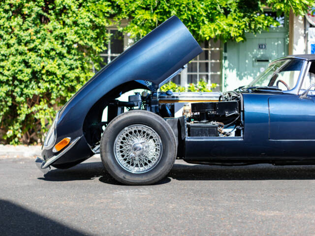 Jaguar E-Type 3.8 Flat Floor