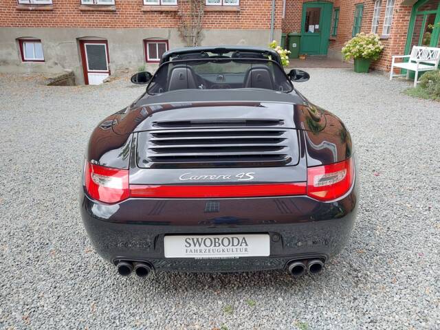 Porsche 911 Carrera 4S