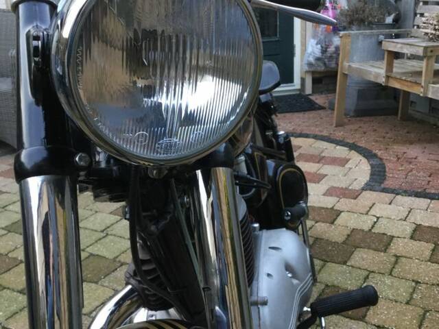 Triumph (TWN) BDG 250 H