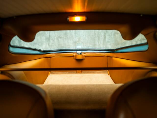 Maserati Mistral 3700