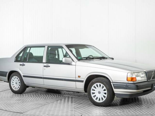 Volvo 940 2.3i