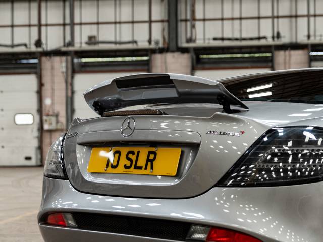 Mercedes-Benz SLR McLaren 722