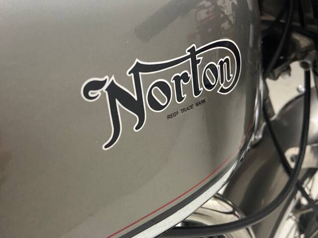 Norton International Model 40