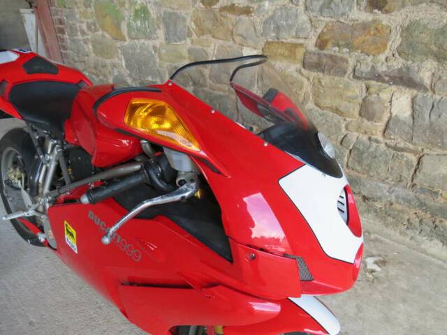 Ducati 999S