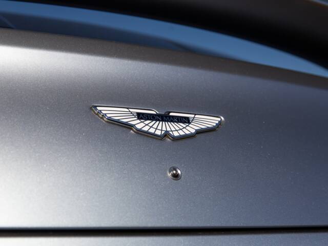 Aston Martin Vanquish