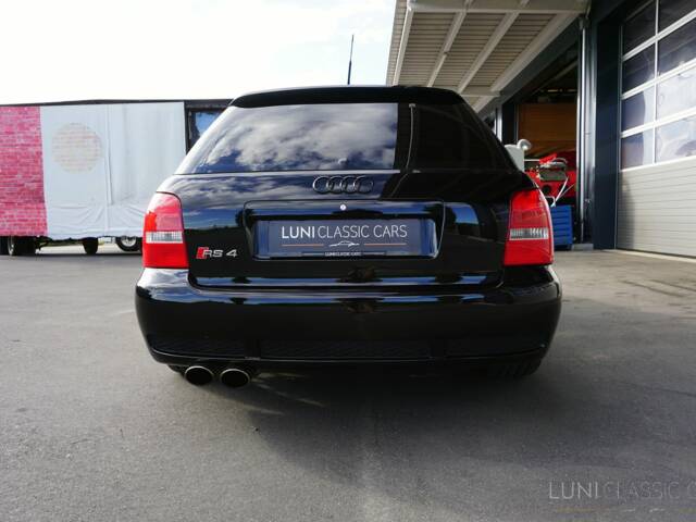 Audi RS4 Avant