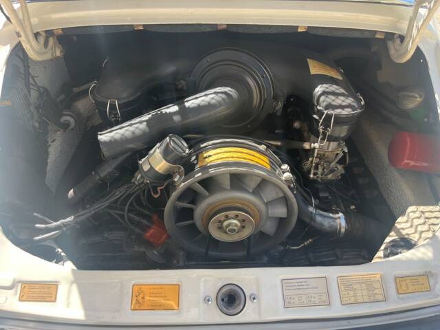 Porsche 911 2.4 T