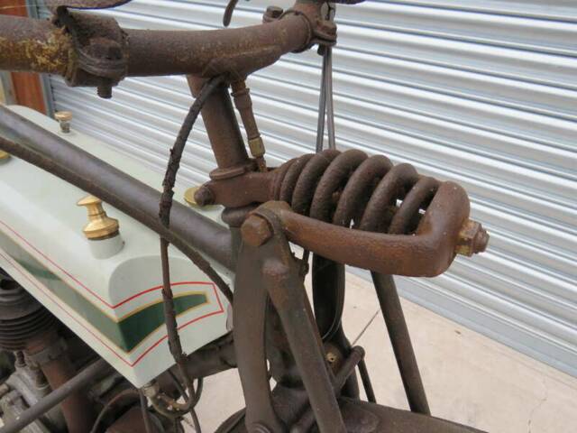 Triumph Model H