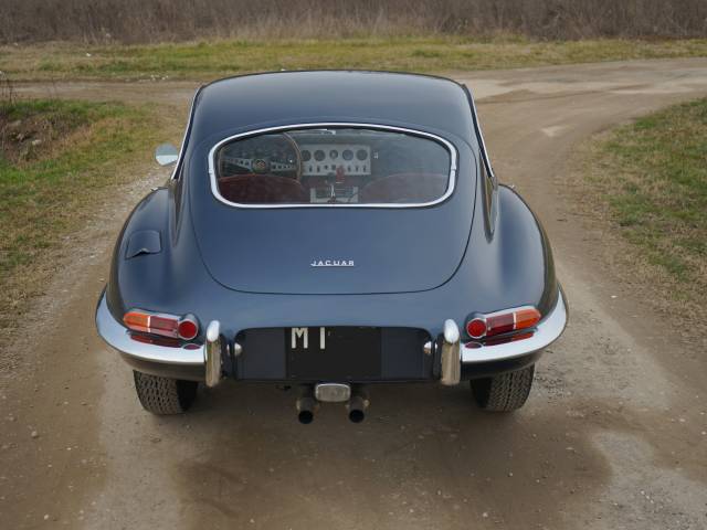 Jaguar E-Type 3.8