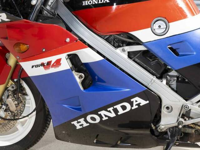Honda VFR 400 R