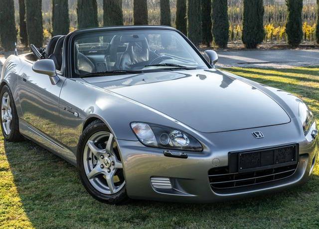 Afbeelding 1/9 van Honda S 2000 (2000)