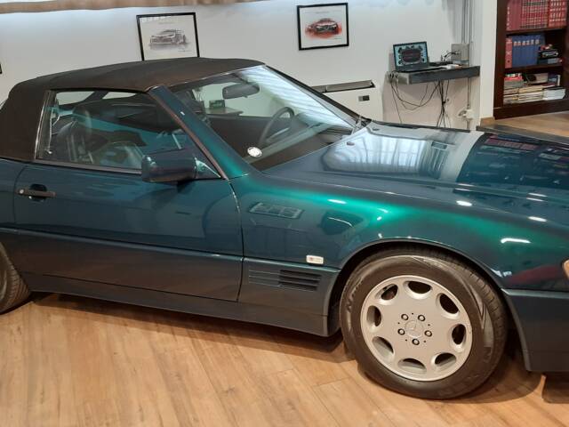 Mercedes-Benz SL 320