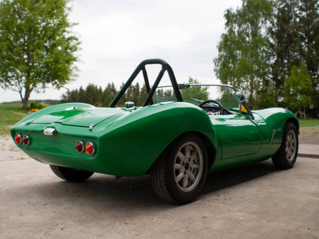 Ginetta G 4
