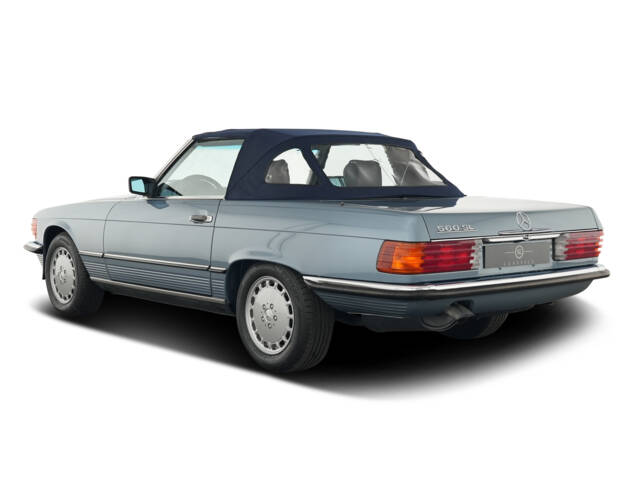Mercedes-Benz 560 SL