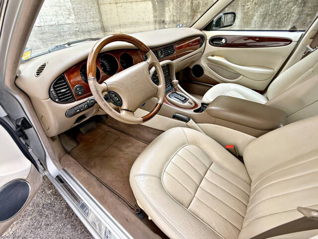 Jaguar XJ 8 4.0 Executive