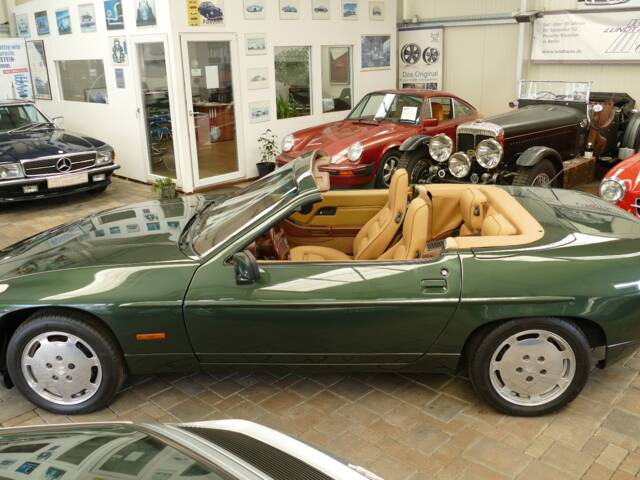 Porsche 928 S4