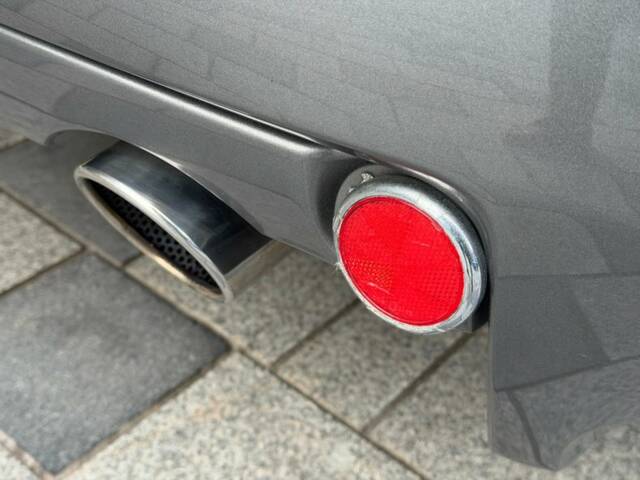 Aston Martin V12 Vanquish S