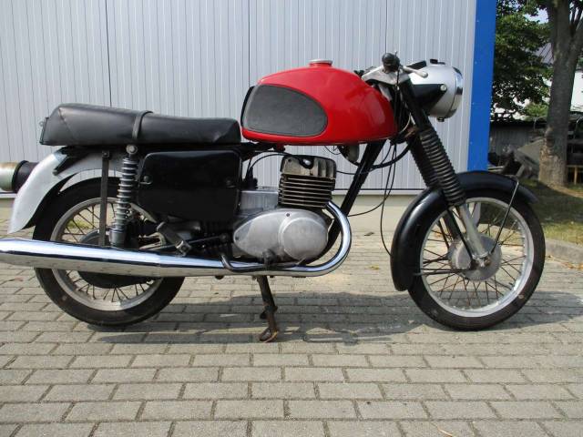 Image 1/14 de MZ DUMMY (1973)
