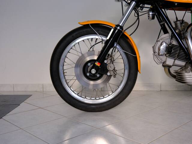 Ducati 750 Sport