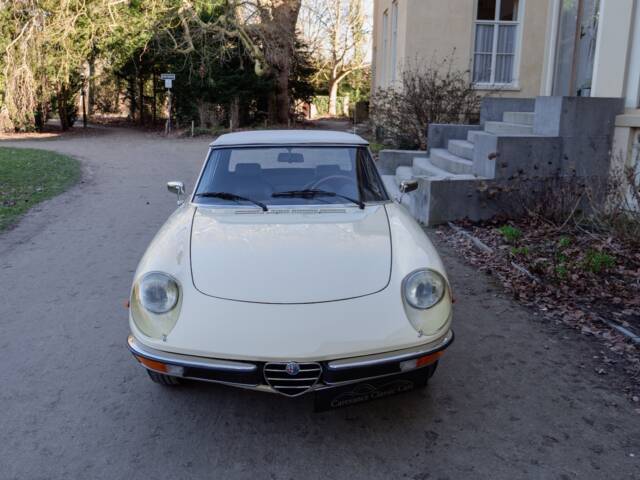 Alfa Romeo 2000 Spider Veloce