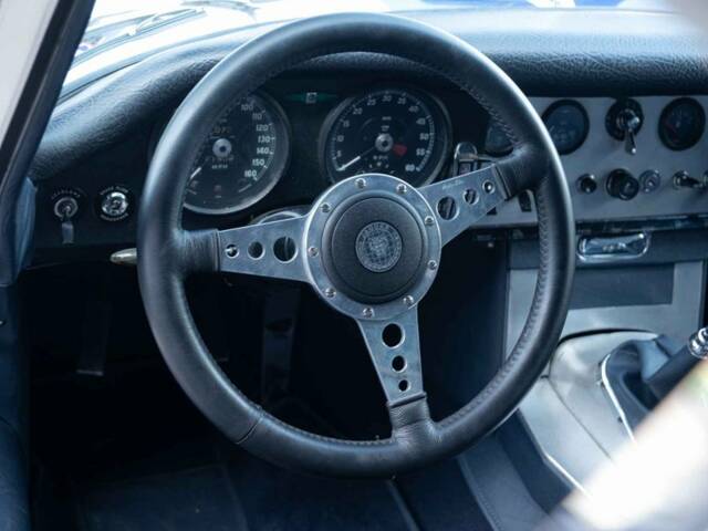 Jaguar E-Type 3.8