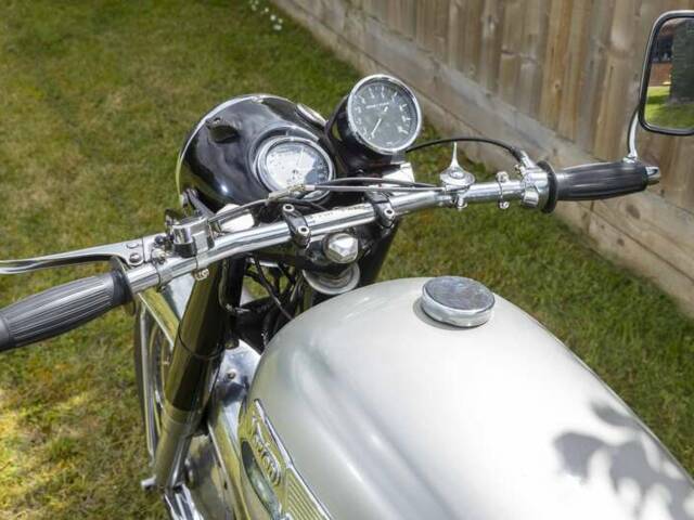 Norton 650 SS