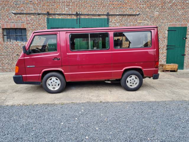 Bild 1/30 von Mercedes-Benz MB 100 D lang (1995)