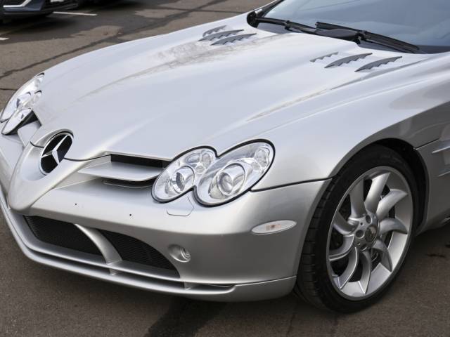 Mercedes-Benz SLR McLaren