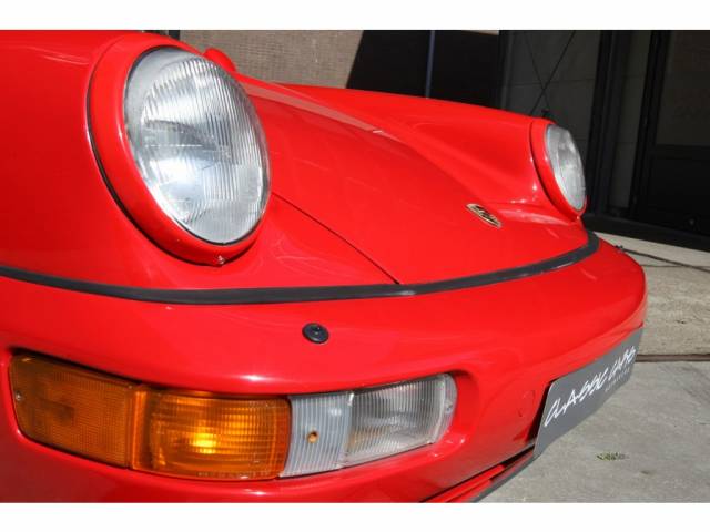 Porsche 911 Carrera 4