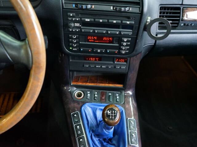 BMW 318i