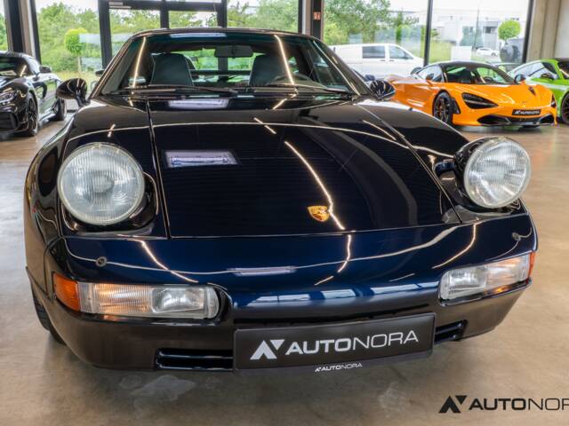 Porsche 928 GTS