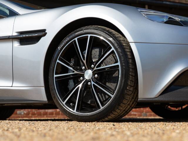 Aston Martin Vanquish
