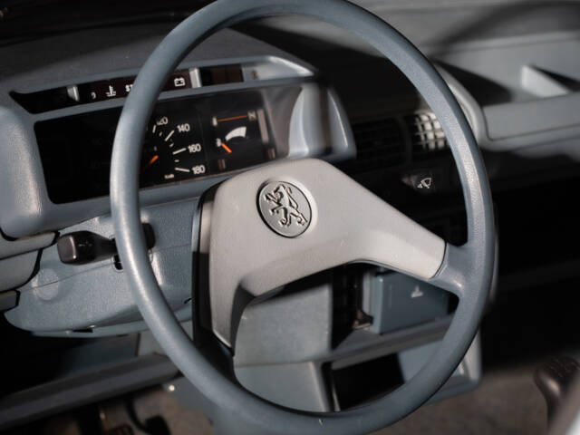 Peugeot 205