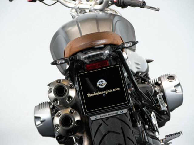 BMW R NineT