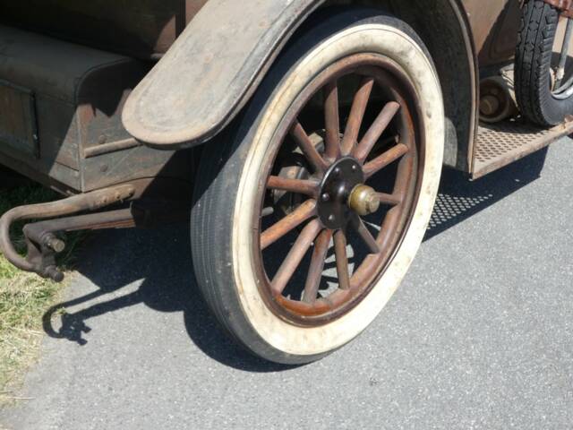 Regal Model T Underslung