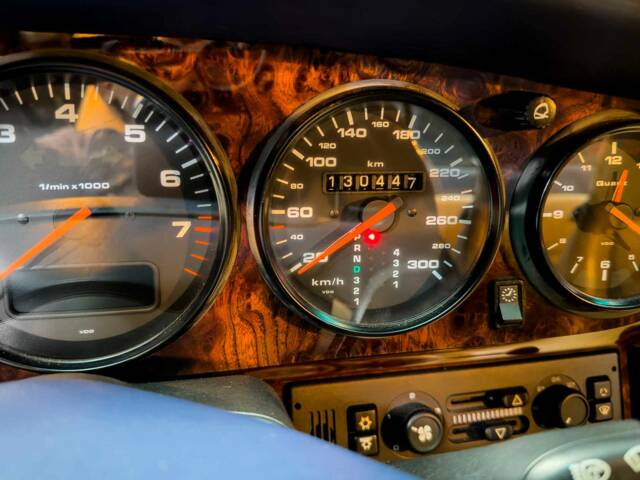 Porsche 911 Carrera