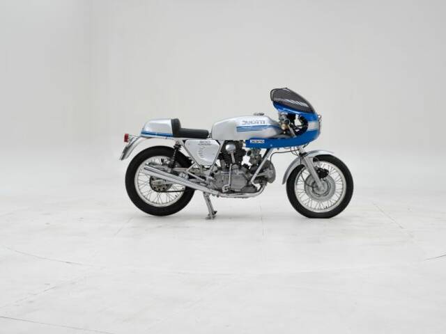 Ducati 900 SS