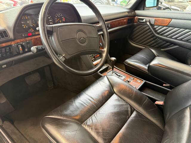Mercedes-Benz 300 SE