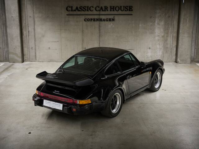Porsche 911 Turbo 3.3