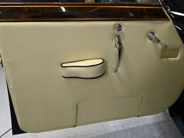 Jaguar Mk VIII