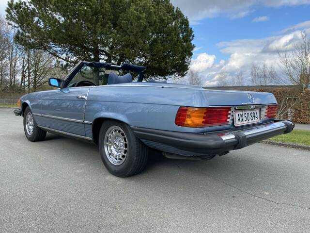 Mercedes-Benz 450 SL